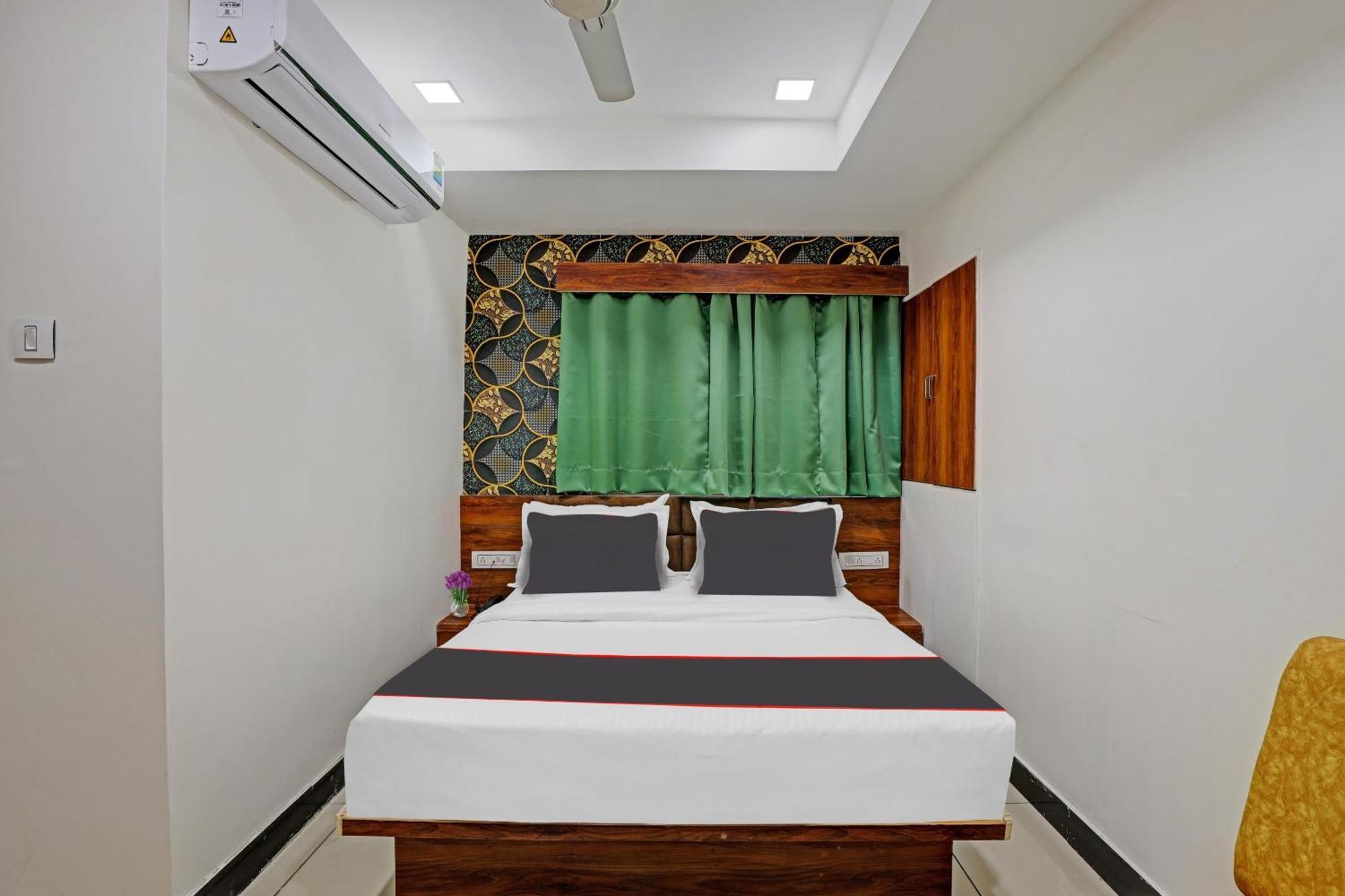 Capital O Bhavya Villa อาเมดาบัด ภายนอก รูปภาพ