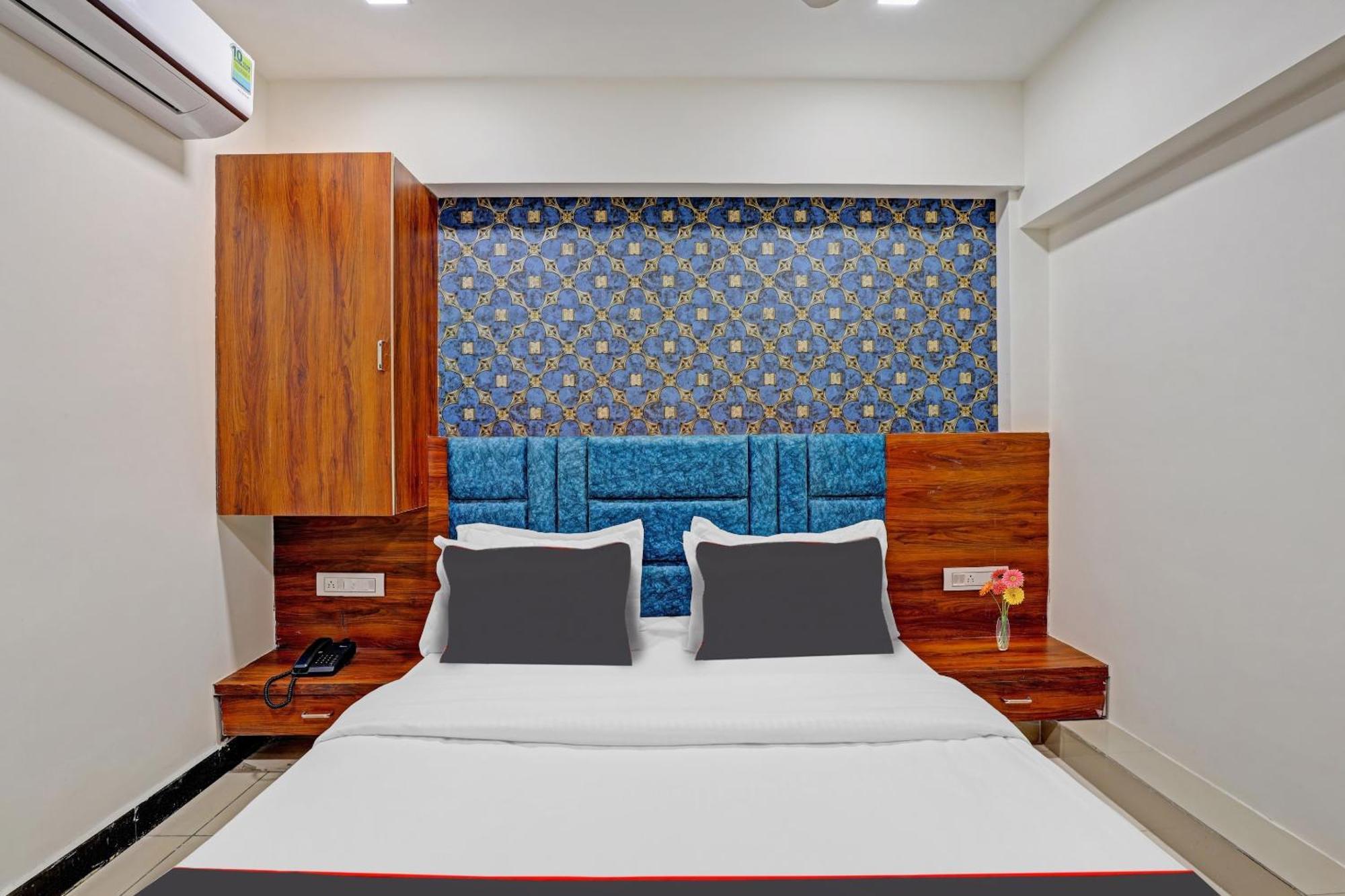 Capital O Bhavya Villa อาเมดาบัด ภายนอก รูปภาพ