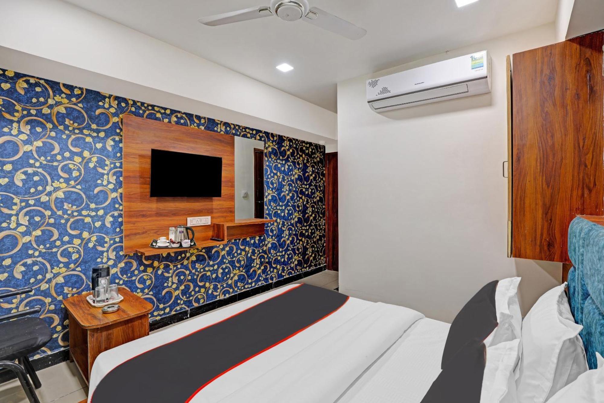 Capital O Bhavya Villa อาเมดาบัด ภายนอก รูปภาพ